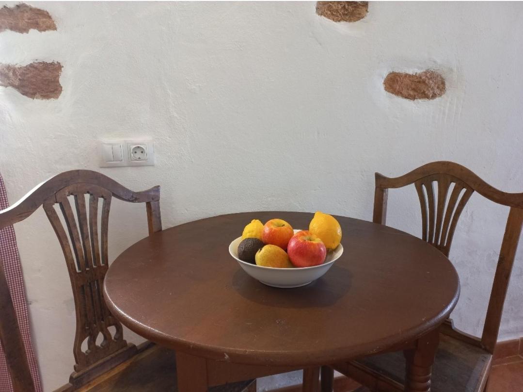 Encantadora Casita Con Molino Y Piscina Antigua  Extérieur photo